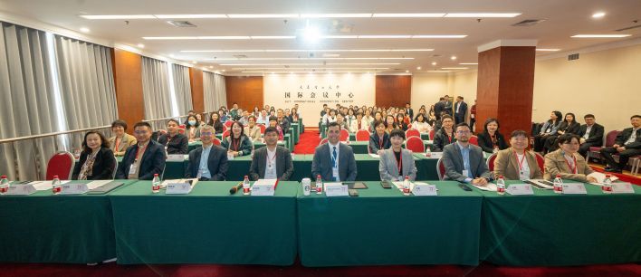 分析π技术沙龙活动在我校成功举办